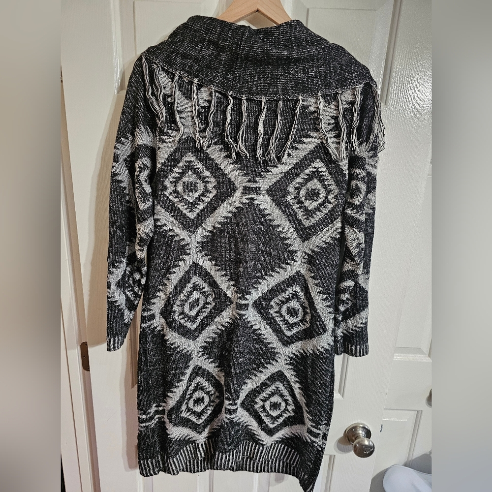 Monroe & Main Women 1X Sweater Dress Black Gray Aztec Cowl Neck Boho Cozy - Picture 3 of 6